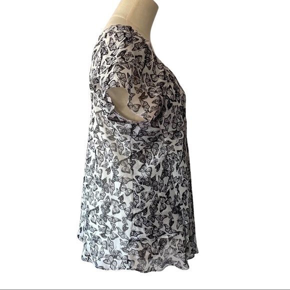 Classic Editions butterfly print short sleeved blouse  CUTE - Picture 7 of 11